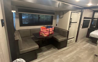 2022 Jayco Jay Feather 24BH