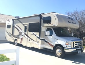 Thor Motor Coach Four Winds 31E Bunkhouse