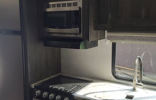 Super Fun! 2020 Starcraft Super Lite 242RL