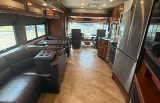 Chief Carl's Caravan- 2016 Fleetwood Bounder 35K
