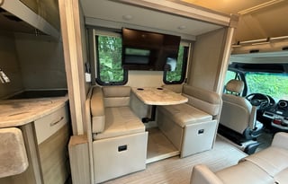 2021 Thor Tiburon 24RW - The Tiburon Oasis