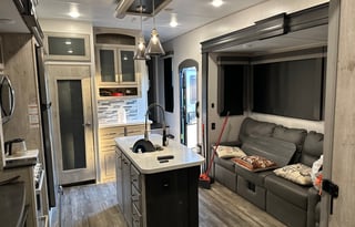 2022 Keystone RV Avalanche 378BH
