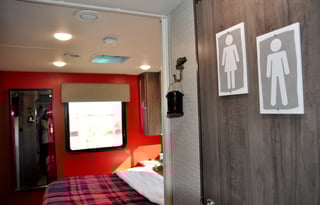 Funky Class C RV w/ 2 Bunks + Queen Suite Sleeps 8