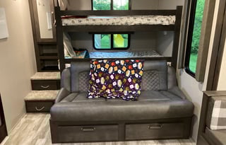 Get s’more with our RV! 2022 Transcend Xplor 265BH