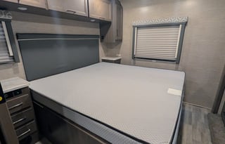 Val's Victory - 2023 Thor Freedom Traveler A32