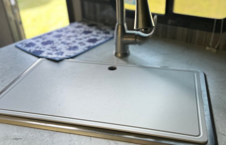 Large sink for easy clean up