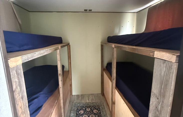 Four bed bunk room