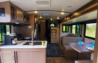 THE TEXAS KING! 2021 CrossRoads RV Sunset Trail