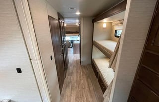 The Bunkhouse Motorhome | Sleeps 8