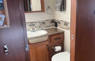 2010 Fleetwood Fiesta, 3 Slide Outs, Class A