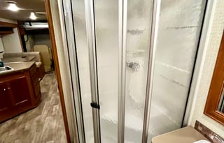 Get Out of Town 2018 Winnebago Sunstar 31BE