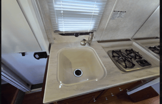 Easygoing 2013 Phoenix Cruiser 2700