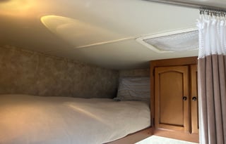 2011 Gulf Stream Stream Lite Sport- FULLY STOCKED