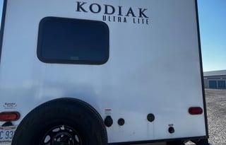 Kids Love The Hitch Hiker 2021 UltraLite-Sleeps 11