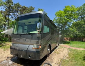 Tiffin Motorhomes Phaeton 36 SH