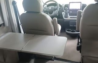 T2023 CONVENIENT & EASY TO DRIVE RV!! SCOPE 18A