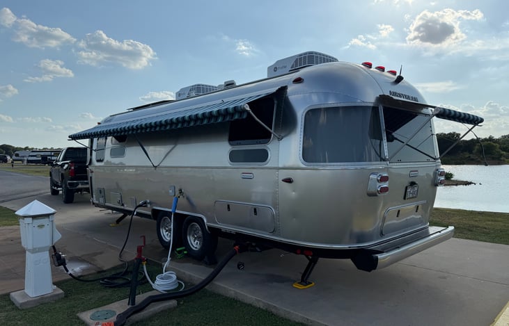 Hookups on street side for electric, water, sewer, etc.