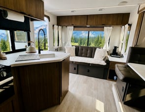 Forest River RV Wildwood X-Lite 24RLXL