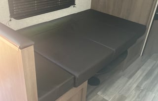 Enjoy our 2024 Jayco Jay Flight! Pet Friendly!