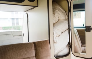 Hawaii Camper Van! Classic VW Pop-Top 5 minutes from Honolulu Airport on Oahu