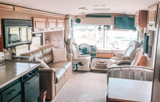 2000 Fleetwood Southwind Limited