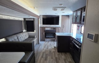 A&B Big Family Adventure Rig