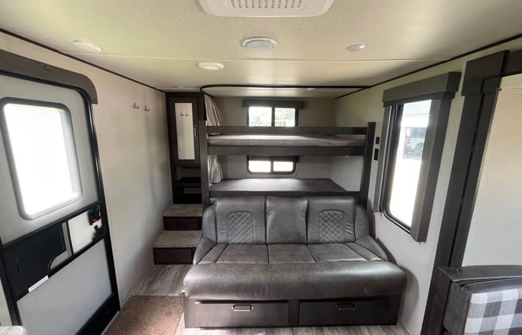 Double Bunks & Pullout Couch
