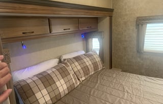 Lucky II the Gulf Stream Conquest 6320 Class C RV