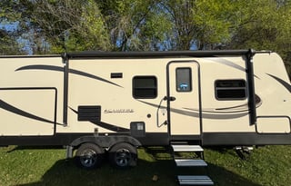 The Campfire Companion-2018 Keystone Sprinter