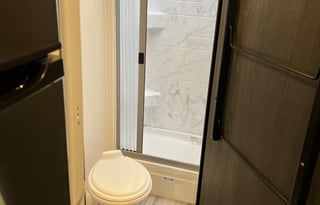 2023 Mercedes Diesel Class C Sleeps 5 Queen Bed!