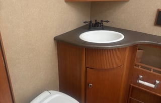 2007 Winnebago Sightseer 35J