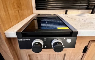 Cozy Trailer NEW 2023 Wolf Pup (Delivery Only )