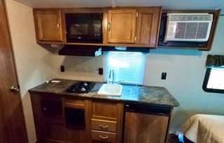 2016 Keystone RV Summerland Mini 1700FQ