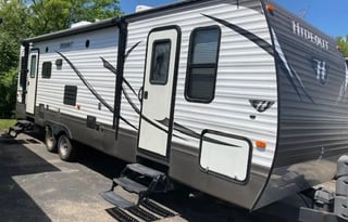 World Cup Camping 20min from GEHA Field