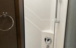 2019 Fleetwood RV Discovery 38W - Sleeps 8