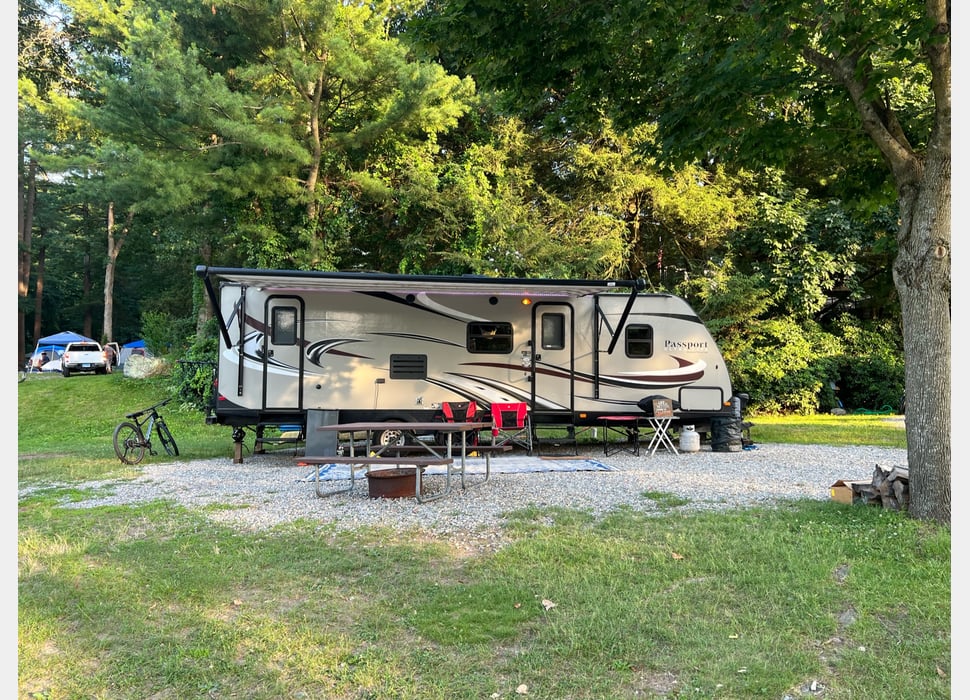 Travel Trailer rentals in Lindenhurst