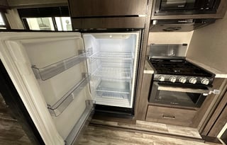 Escape in Style! Grand Design Friendly Adventure