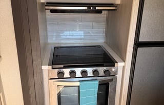 2021 Keystone RV Sprinter Limited 330KBS