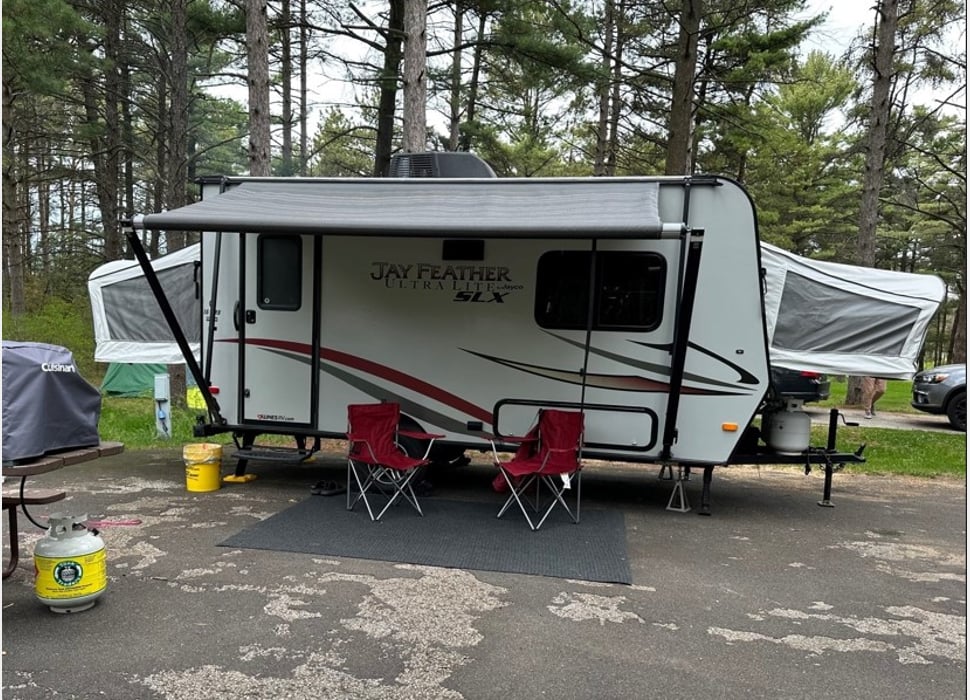 Travel Trailer rentals in Neenah