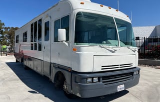 Caddy King RV, Sleeper Sectional, 4-Door Fridge TV