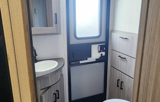 Paws & Relax RV Rental
