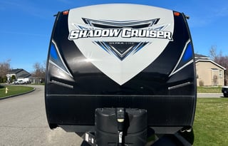 Beautiful 2020 Shadow Cruise travel trailer!