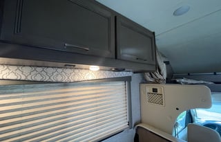 2021 Thor Motor Coach - Freedom Elite