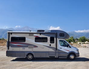 Winnebago View 24J