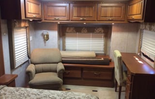 2006 Holiday Rambler Ambassador