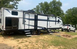 2021Crossroads Sunset Trail,  2 bathrooms, lg bunk