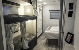 C06 - 10 Person w/ Bunk- The RV Rental Factory