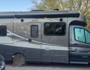 Winnebago Fuse 23T