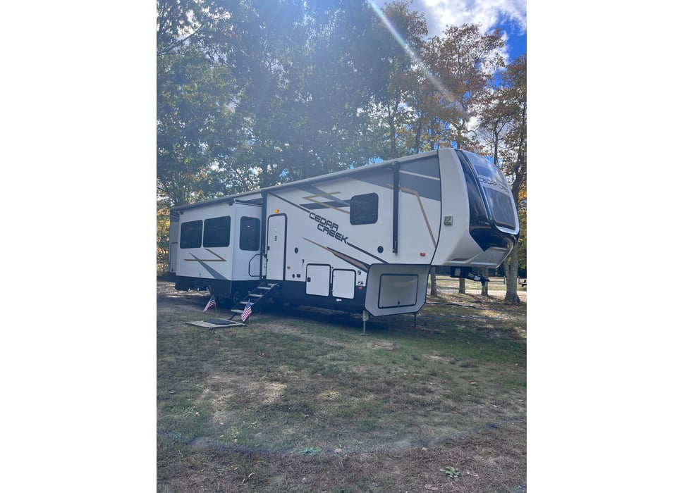 Fifth Wheel rentals in MANCHESTER