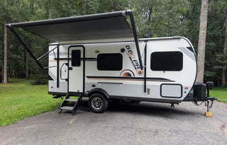 GeoPro | Modern, Cozy & Well-Equipped, Easy to Tow
